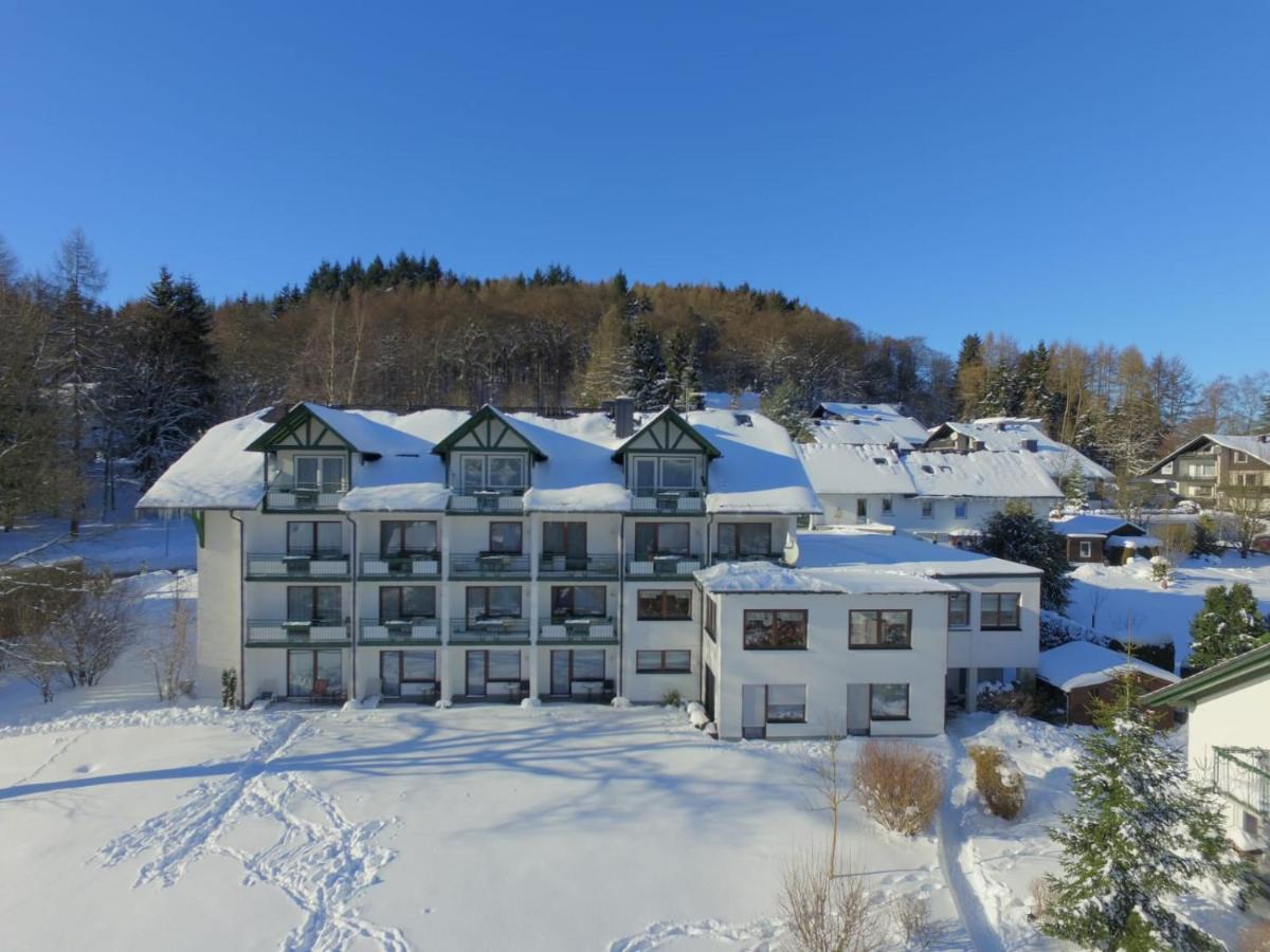 Hotel & Ferienappartements Edelweiss 빌링겐 외부 사진