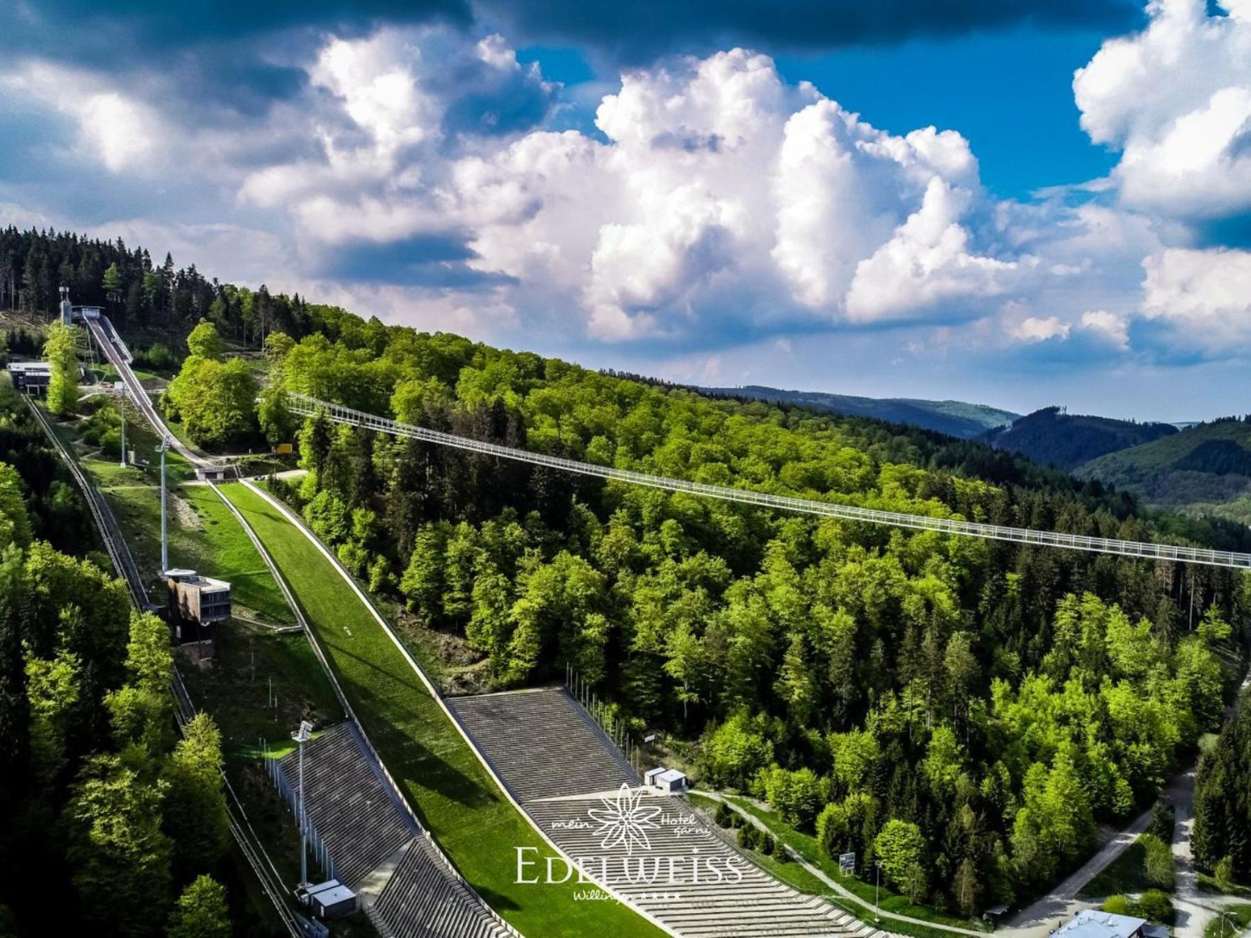 Hotel & Ferienappartements Edelweiss 빌링겐 외부 사진